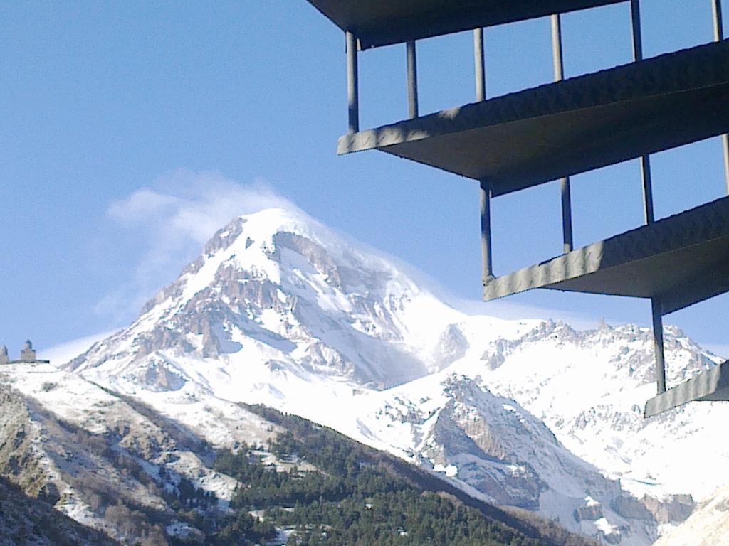 Anano Guest House Kazbegi Εξωτερικό φωτογραφία