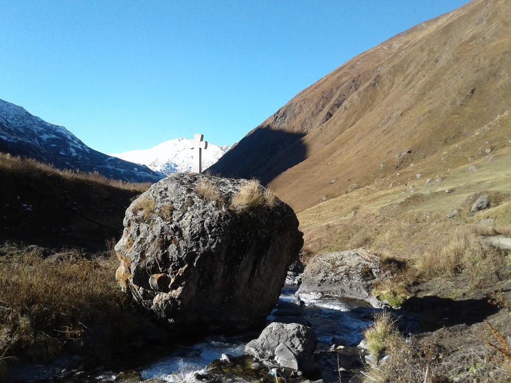 Anano Guest House Kazbegi Εξωτερικό φωτογραφία