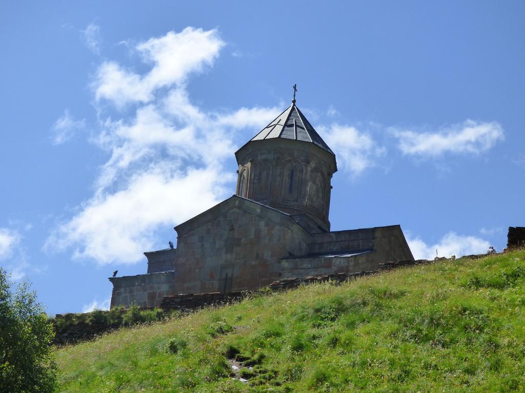 Anano Guest House Kazbegi Εξωτερικό φωτογραφία