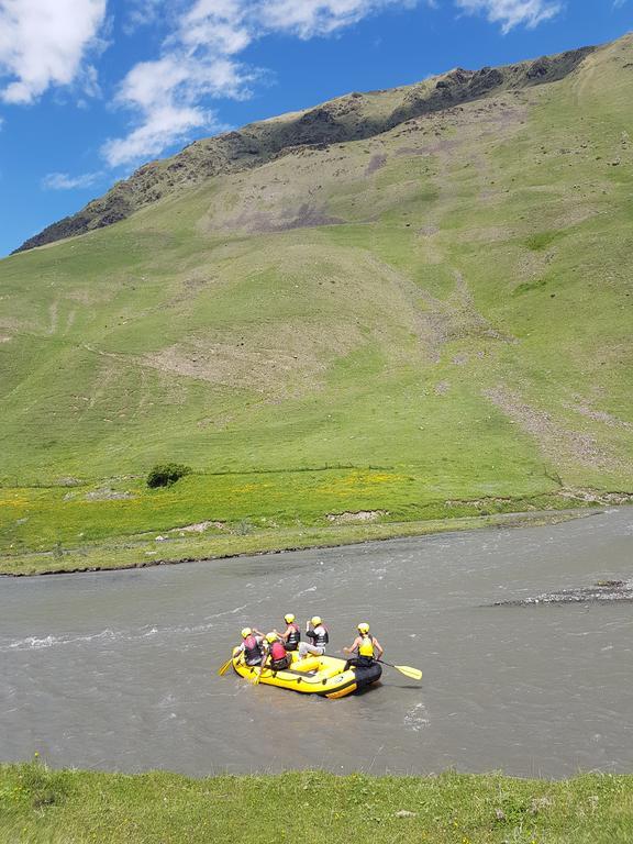 Anano Guest House Kazbegi Εξωτερικό φωτογραφία