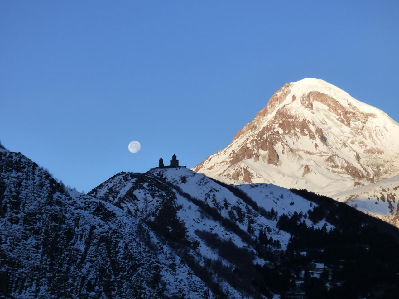 Anano Guest House Kazbegi Εξωτερικό φωτογραφία