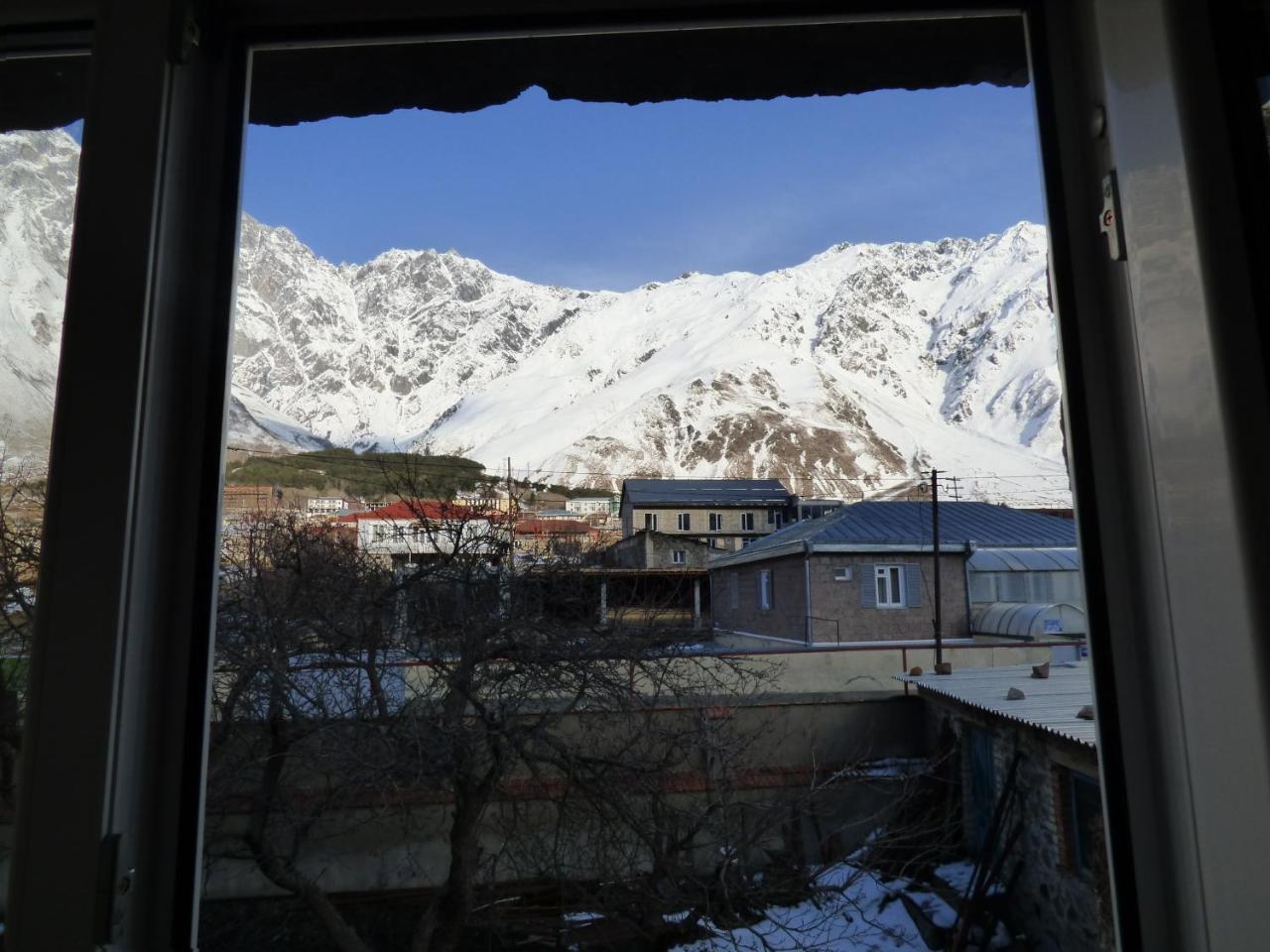 Anano Guest House Kazbegi Εξωτερικό φωτογραφία